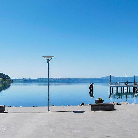 Cozy Home In Anguillara Sabazia With Kitchenette المظهر الخارجي الصورة