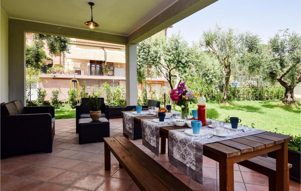 Cozy Home In Anguillara Sabazia With Kitchenette المظهر الخارجي الصورة