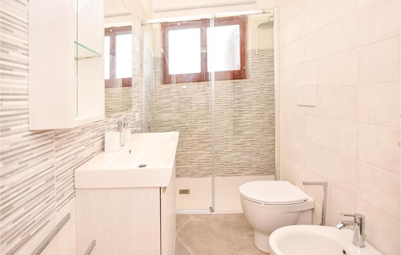 Cozy Home In Anguillara Sabazia With Kitchenette المظهر الخارجي الصورة